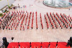Sôi động chương trình đồng diễn Bước nhảy thể thao 'Vì một Việt Nam khỏe mạnh'
