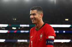 Nations League: Ronaldo ghi bàn giúp Bồ Đào Nha ngược dòng, Tây Ban Nha và Pháp đều thắng ở loạt luân lưu