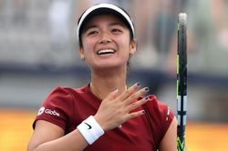 Tay vợt Đông Nam Á tạo địa chấn ở Miami Open 2025 khi loại hai nhà vô địch Grand Slam