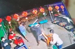 Người đàn ông bị chém trọng thương vì cho rằng nhìn đểu
