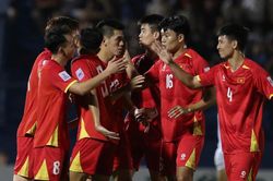 Toàn thắng trong năm 2025, ĐT Việt Nam nhận 'mưa điểm thưởng' trên BXH thế giới của FIFA