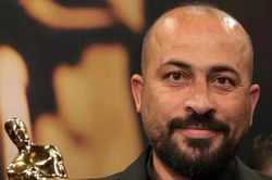 Đạo diễn người Palestine từng đoạt giải Oscar bị người Israel tấn công ở Bờ Tây
