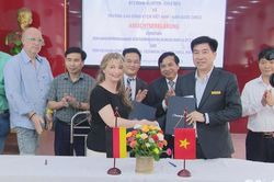 Trường Cao đẳng Kỹ thuật Công nghiệp Việt-Hàn Nghệ An ký kết với đối tác CHLB Đức