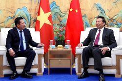 Việt Nam và Trung Quốc đẩy mạnh hợp tác phát triển đường sắt kết nối hai nước