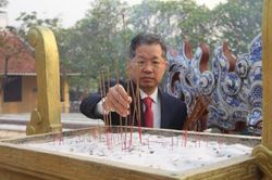 Lãnh đạo thành phố Đà Nẵng dâng hương, tưởng niệm các anh hùng, liệt sĩ