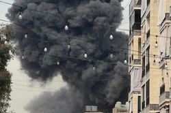 Israel lần đầu không kích vào ngoại ô Beirut kể từ sau lệnh ngừng bắn