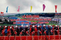 Lào Cai khởi công cầu biên giới Bản Vược - Bá Sái