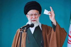 Iran đáp trả lời đe dọa 'ném bom' của Tổng thống Mỹ Donald Trump