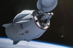 SpaceX thực hiện sứ mệnh khám phá vùng cực Trái Đất từ không gian