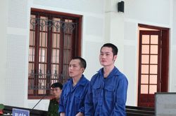 Hai anh em mất mạng vì một lần làm 'shipper'