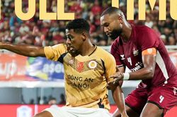 CLB CAHN thua PSM Makassar: Tiên trách kỷ...