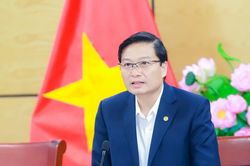 Chủ tịch UBND tỉnh Nghệ An yêu cầu cán bộ không sao nhãng công việc vì sáp nhập, sắp xếp, tinh gọn bộ máy