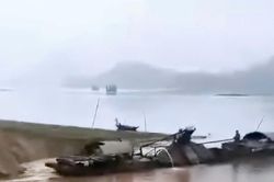 Tiếp tục làm rõ nguyên nhân sạt lở, xem xét cắt giảm 2ha mỏ cát ở xã Đồng Văn (Thanh Chương)