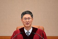 Tòa án Hiến pháp Hàn Quốc cách chức Tổng thống Yoon Suk Yeol
