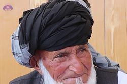 Cụ ông Afghanistan tự nhận đã... 140 tuổi, Taliban đang xác minh