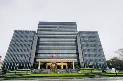 Nghệ An công bố đường dây nóng, thư điện tử tiếp nhận phản ánh của người dân về thủ tục hành chính