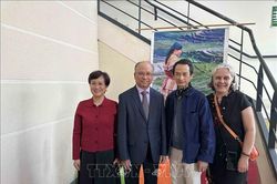 Tình cảm chân thành của những người bạn Pháp với trẻ em nghèo Việt Nam