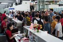 Dịp nghỉ lễ 30/4, hàng không 'khan' vé, giá cao
