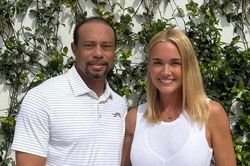 Chuyện tình giữa Tiger Woods và Vanessa: Từ sân golf kín đáo đến công khai gây sốc