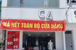Kinh doanh gặp khó, hàng loạt cửa hàng tại tuyến phố sầm uất đóng cửa
