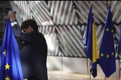 Quan chức Đức cho rằng EU đang phá hoại tiến trình hòa bình của Ukraine