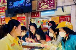 Giá vàng chiều 8/4/2025: Giá vàng trong nước và thế giới tăng mạnh vì thương chiến