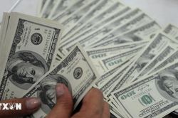 Tỷ giá ngày 8/4: Đồng USD tại các ngân hàng thương mại vượt mốc 26.000 đồng