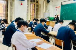 Hà Nội: thấy gì từ kết quả khảo sát lớp 12?