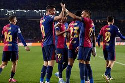 Barca đè bẹp Dortmund 4-0, đặt một chân vào bán kết cúp C1