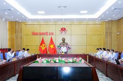 Ban Thường vụ Đảng ủy UBND tỉnh tổ chức hội nghị định kỳ tháng 4