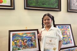 Huỳnh Thị Khánh Ngọc: Nữ sinh lớp 7 thông qua nghệ thuật lan tỏa thông điệp sống xanh