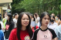Hà Nội tuyển gần 80.000 học sinh vào lớp 10 THPT công lập năm học 2025 - 2026