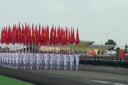 Các lực lượng vũ trang hợp luyện diễu binh tại Đồng Nai