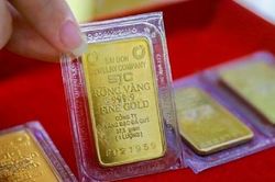 Giá vàng 11/4: Vàng trong nước vượt 106 triệu đồng/lượng