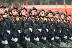 Tổng hợp luyện diễu binh kỷ niệm 50 năm Ngày Giải phóng miền nam, thống nhất đất nước
