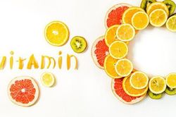 Cách lựa chọn serum vitamin C làm đẹp da