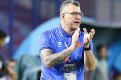 HLV U17 Việt Nam Cristiano Roland: 'Tiếc nuối nhưng tự hào về các chiến binh trẻ'