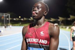 Học sinh trung học chạy 100m dưới 10 giây đến 2 lần trong ngày, được so sánh với Usain Bolt