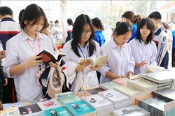 Khẳng định vai trò của đọc sách trong phát triển tri thức