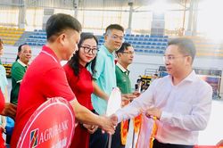Hơn 200 vận động viên tranh tài tại Hội thao truyền thống Agribank Bạc Liêu