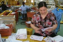 Cuộc sống sau ống kính: Những cánh thư bay