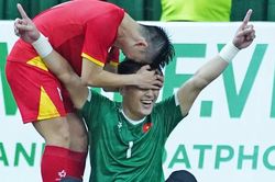 Futsal Việt Nam thắng trận lịch sử, mang tín hiệu vui cho HLV vô địch World Cup