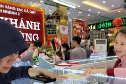 Giá vàng hôm nay 14/4/2025: Giá vàng trong nước và thế giới có tuần tăng mạnh nhất trong 5 năm qua