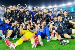 Thắng nghẹt thở ở loạt luân lưu, U17 Hàn Quốc gặp chủ nhà ở bán kết U17 châu Á 2025