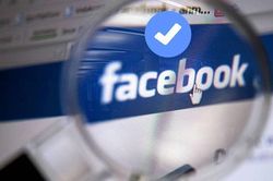 Lợi dụng tích xanh Facebook, tinh vi lừa đảo 'móc túi' người dùng