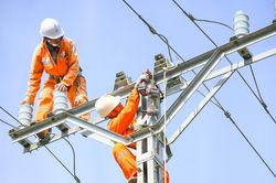Công ty Điện lực Nghệ An tổ chức diễn tập phòng chống thiên tai