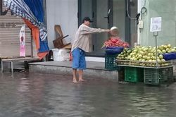 Theo dõi sát triều cường đảm bảo các hoạt động hàng hải, đánh bắt thủy, hải sản của ngư dân