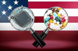 Tổng thống Trump khởi động điều tra nhập khẩu dược phẩm và chip bán dẫn