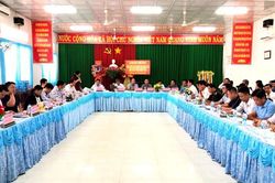 Kiểm tra tiến độ xây dựng nông thôn mới xã Quốc Thái