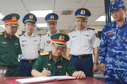 Bộ Quốc phòng kiểm tra công tác sẵn sàng chiến đấu tại Hải đoàn 32 (Bộ tư lệnh Vùng Cảnh sát biển 3)